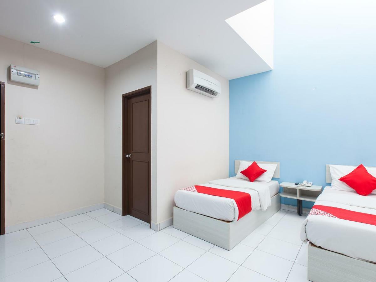 Super Oyo 1163 Hotel Pulai Ipoh Extérieur photo