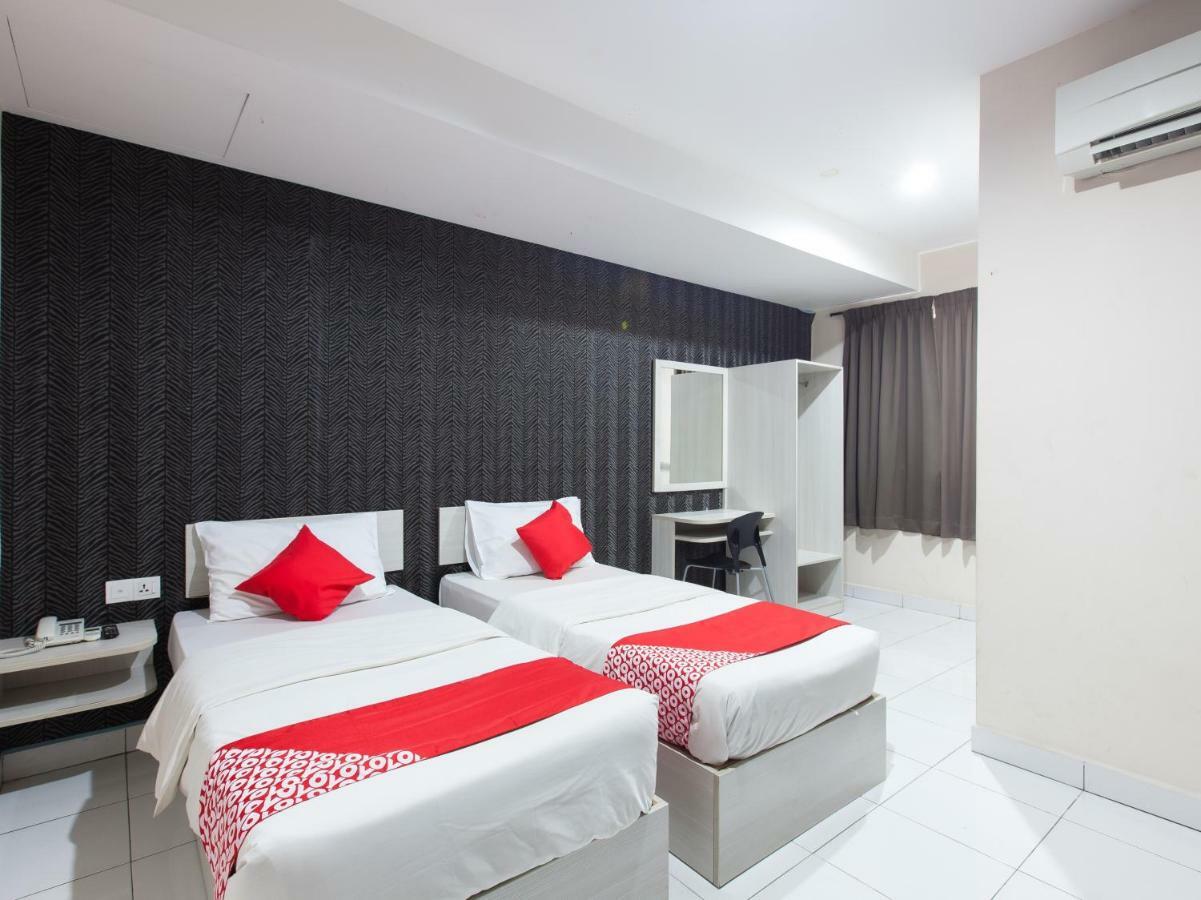 Super Oyo 1163 Hotel Pulai Ipoh Extérieur photo