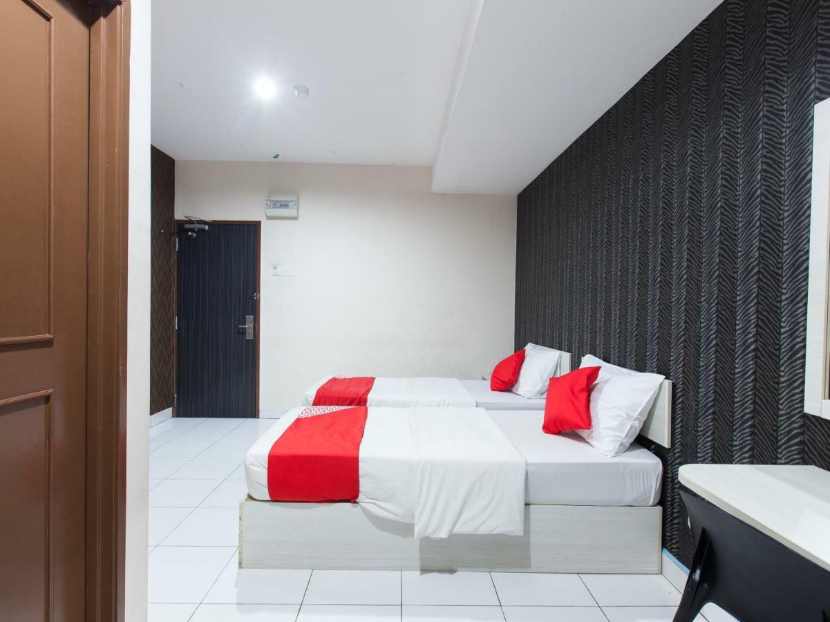 Super Oyo 1163 Hotel Pulai Ipoh Extérieur photo